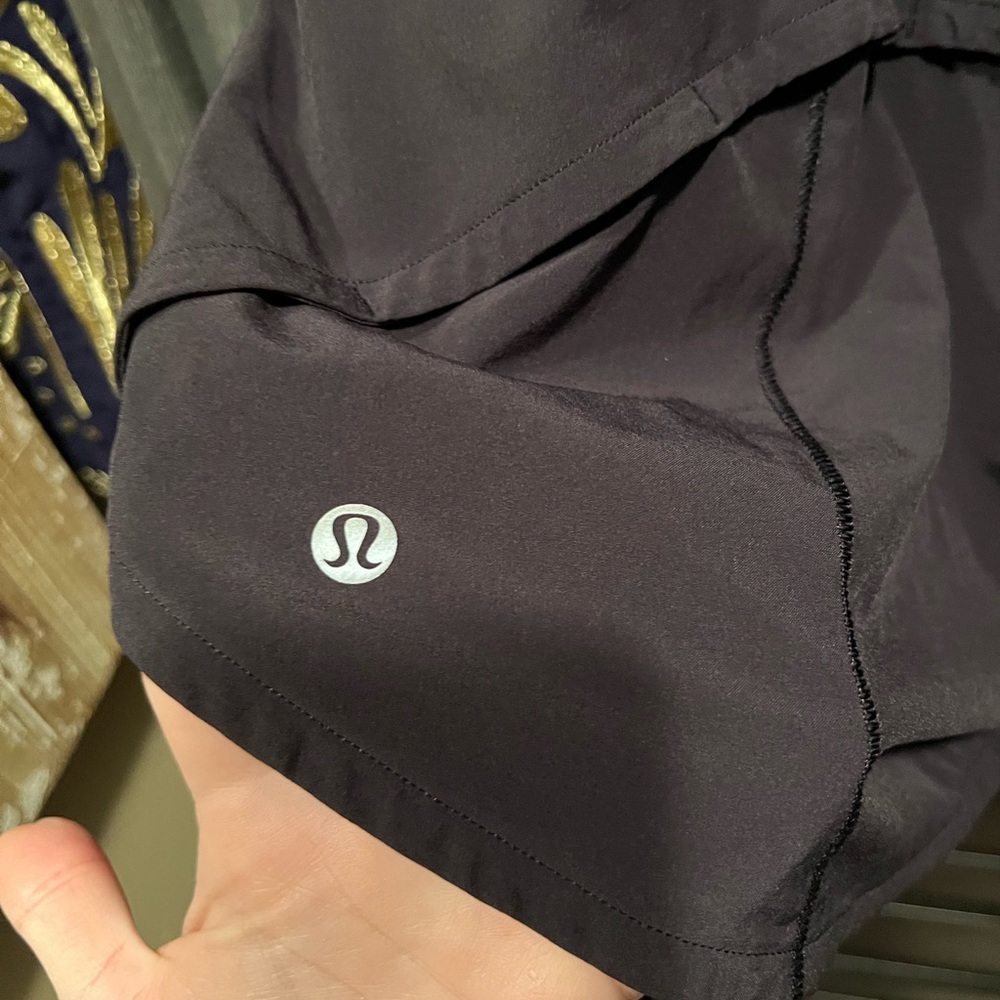 Lululemon speed up 4” shorts